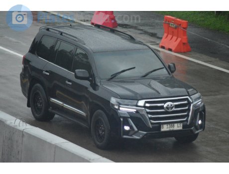 B 1388 LS, Toyota Land Cruiser