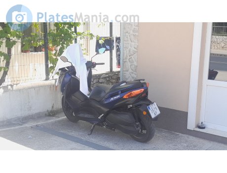 ST 3575-AP, Yamaha XMAX