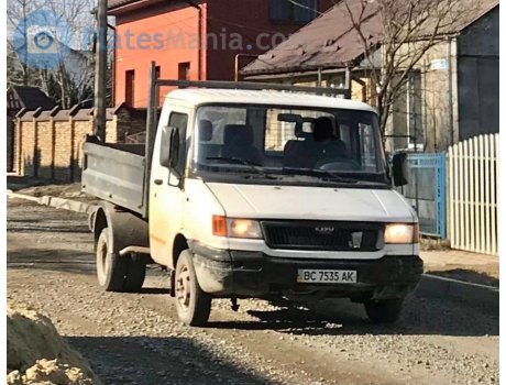 BC 7535 AK, LDV