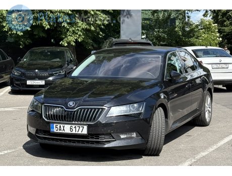 5AX 6177, Skoda Superb