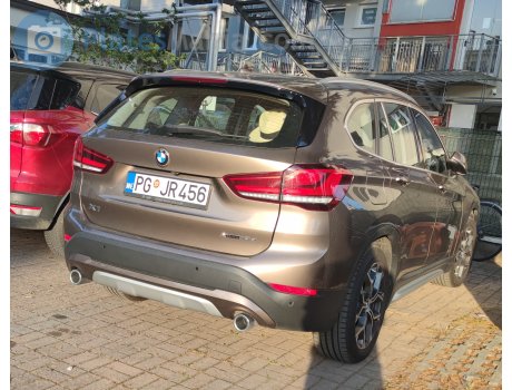 PG JR456, BMW X1