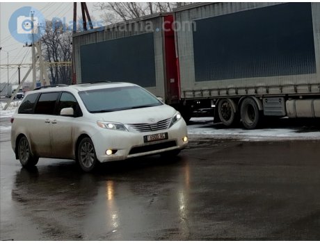 6505 AC, Toyota Sienna