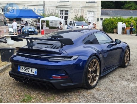 GM-592-YL, Porsche 911