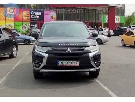 BE 5820 HE, Mitsubishi Outlander