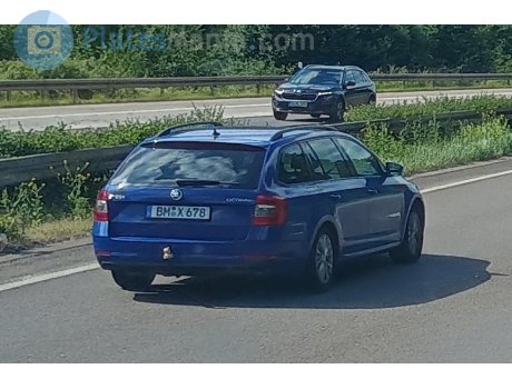 BM X 678, Skoda Octavia