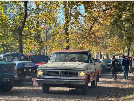 UPA 908, Ford F-100