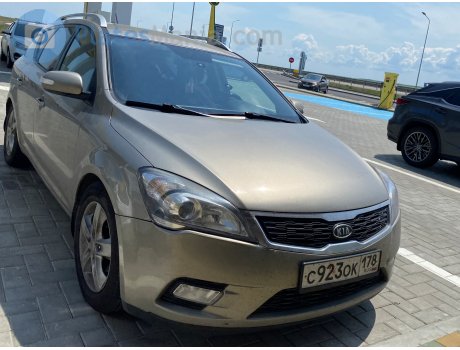 с923ок178, Kia Ceed