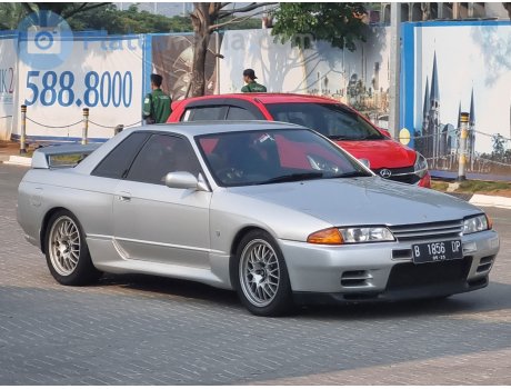 B 1856 DP, Nissan Skyline