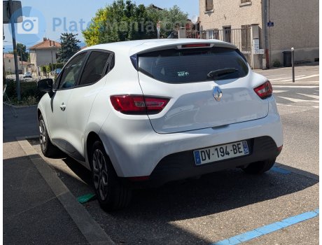 DV-194-BE, Renault Clio