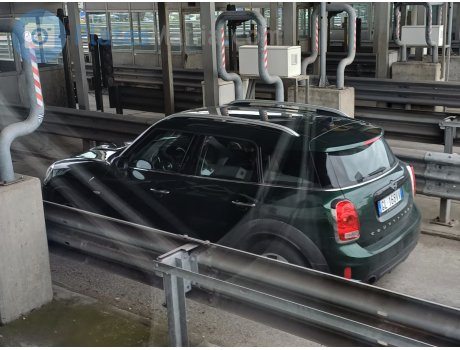 GL 168 VV, MINI Countryman