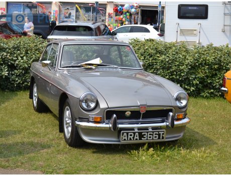 ARA 366T, MG B