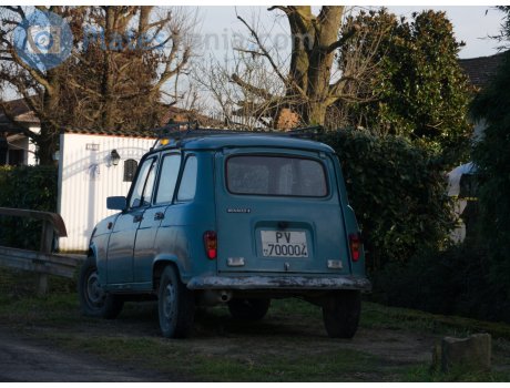 PV 700004, Renault 4