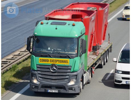 LPN 320, Mercedes-Benz Actros