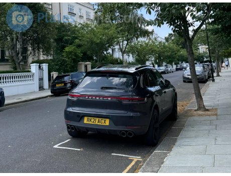 RK21 ACX, Porsche Macan