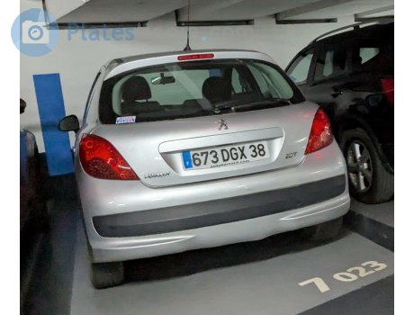673 DGX 38, Peugeot 207