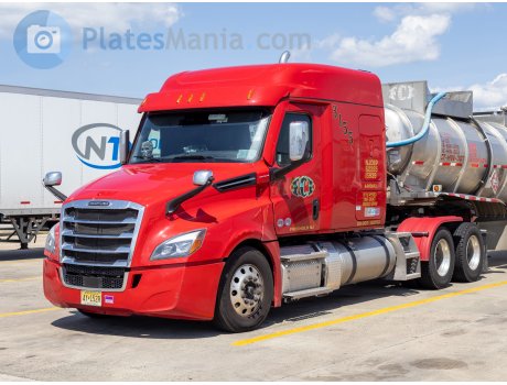 AY-152R, Freightliner Cascadia