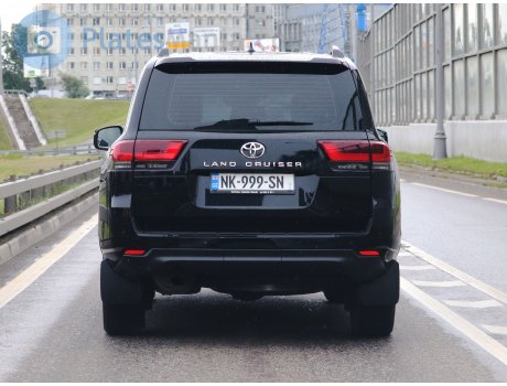 NK-999-SN, Toyota Land Cruiser