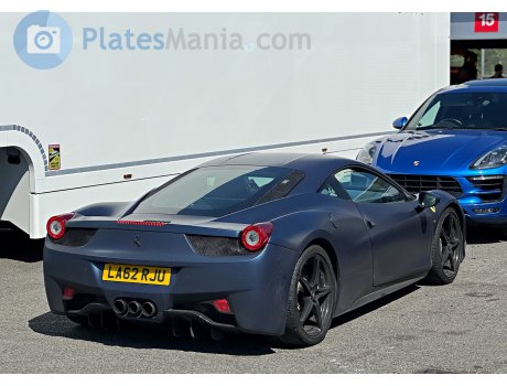 LA62 RJU, Ferrari 458