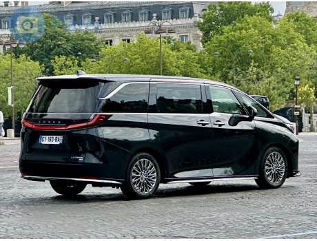 GY-193-BA, Lexus LM