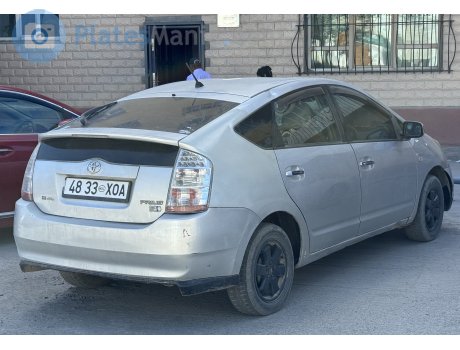 4833 ХОА, Toyota Prius