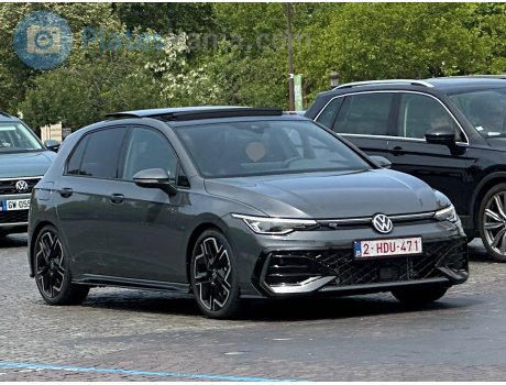 2-HDU-471, Volkswagen Golf