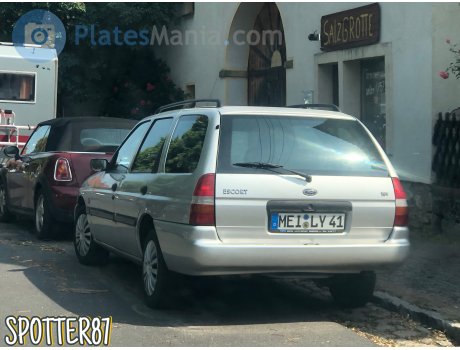MEI LY 41, Ford Escort