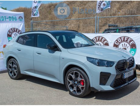 OO 0808 OO, BMW X2