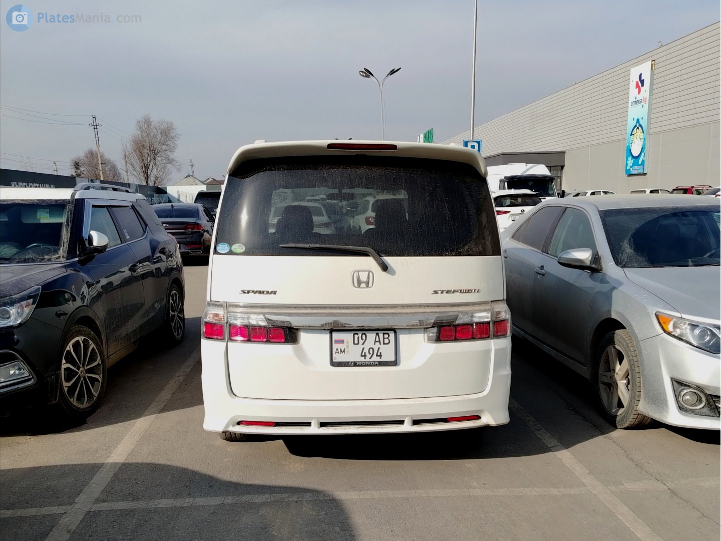 09 AB 494, Honda Stepwgn 3rd gen (RG1), 2005–2009