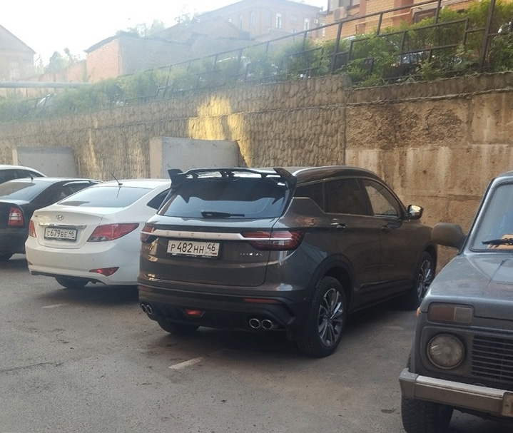 р 482 нн 46, Geely Coolray 1st gen (SX11), 2019–