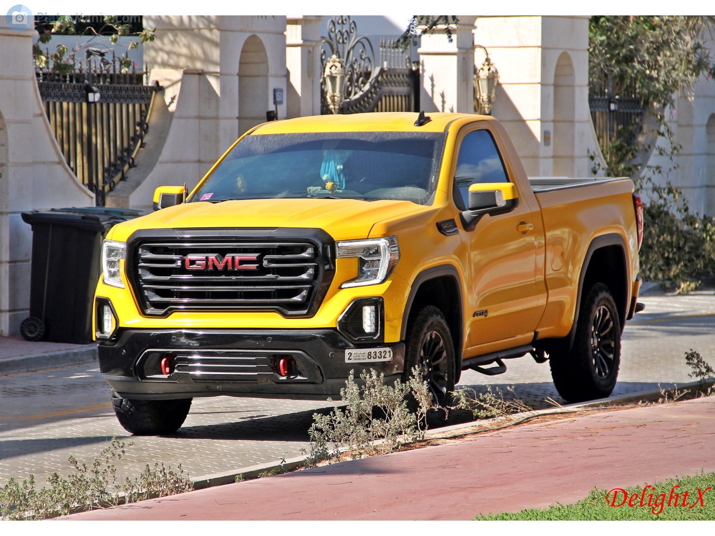 2 83321, GMC Sierra 