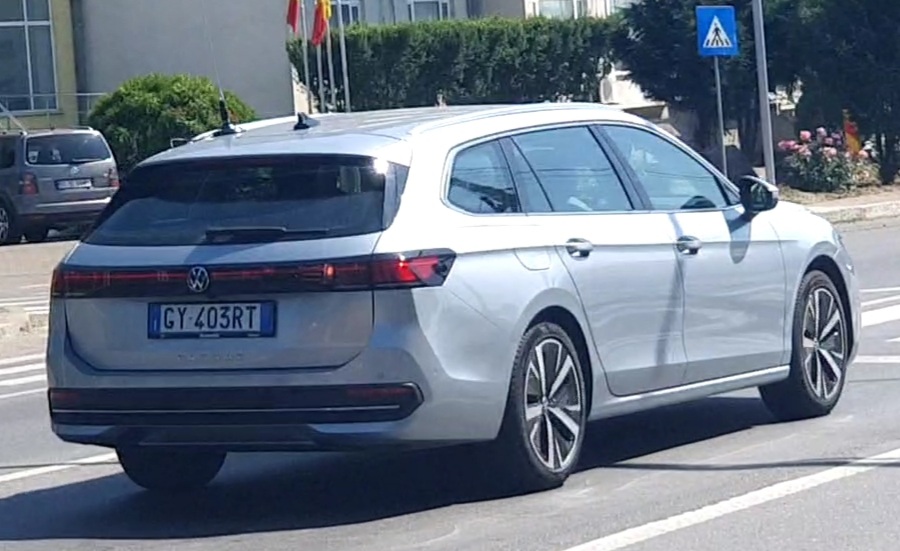 GY 403 RT, Volkswagen Passat 9th gen Variant (B9; 3J), 2023–