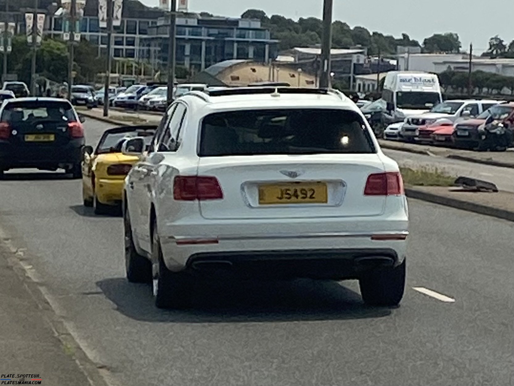 J5492, Bentley Bentayga 1st gen (PL71), 2016–2020