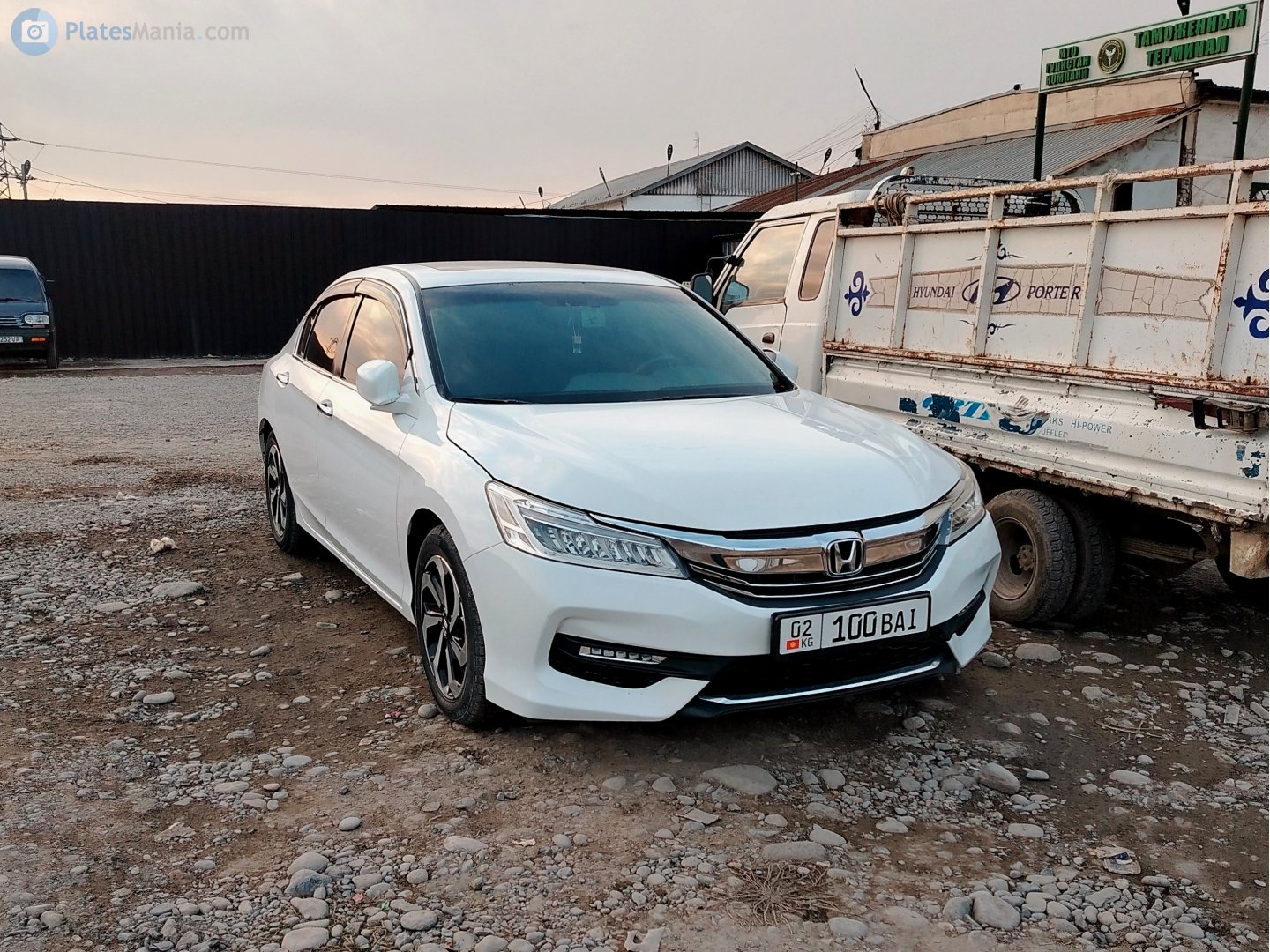 02 100 BAI, Honda Accord 9th gen Sedan (CR), facelift, 2015­–2020 (–2017 for US-market)