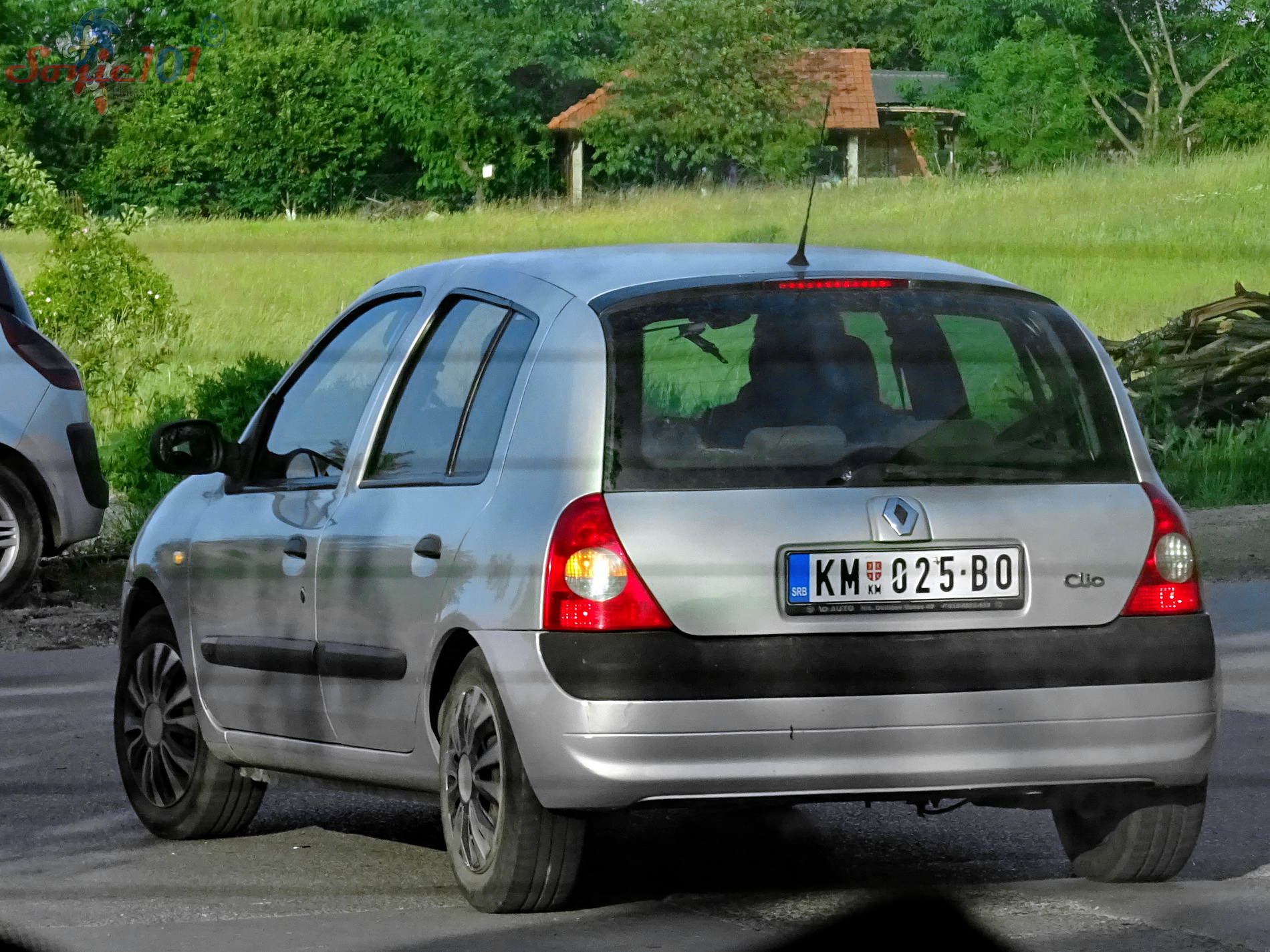 KM 025-BO, Renault Clio 2nd gen 5-door Hatch (B65), 1st facelift, 2001–2006