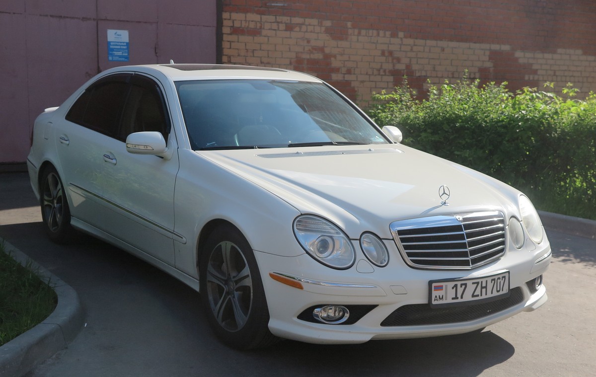 17 ZH 707, Mercedes-Benz E-Klasse 3rd gen Sedan (W211), 2002­–2009