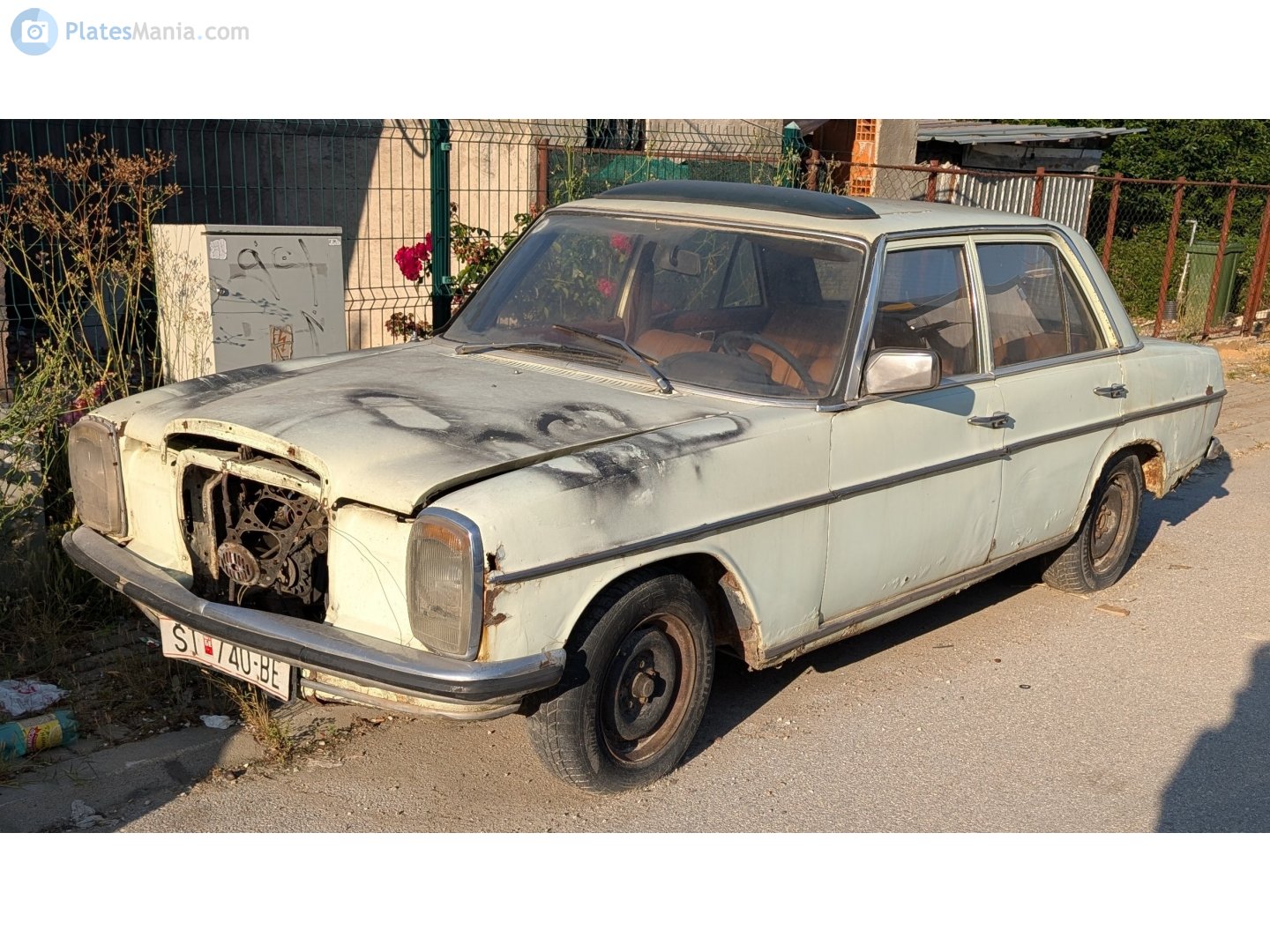 ŠT 740-BE, Mercedes-Benz E-Klasse 200–280 Sedan (W114/W115), 1967­–1976