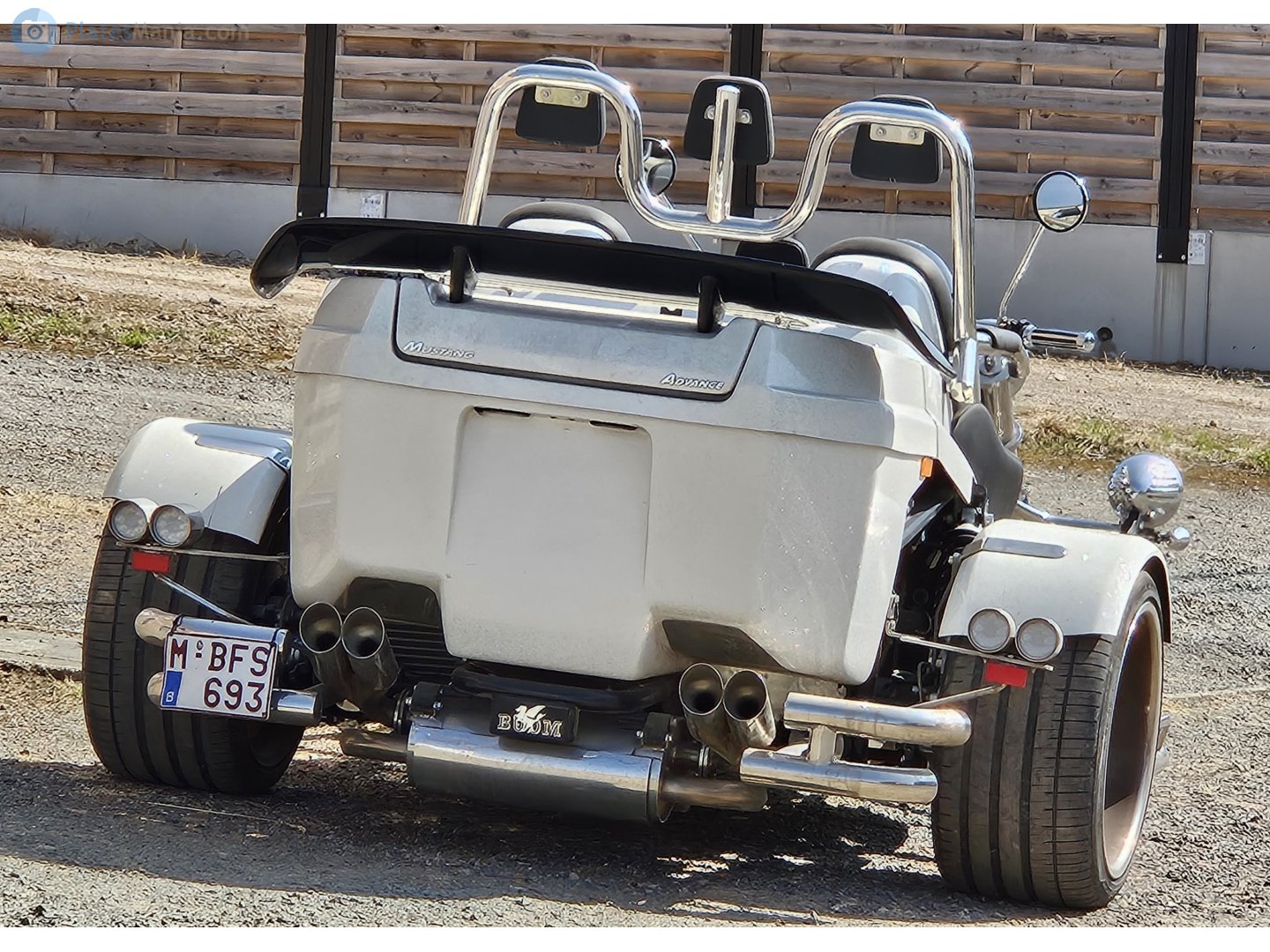 M-BFS-693, Boom Trikes Mustang 