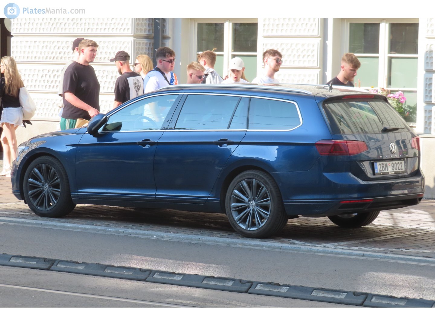 2BM 9022, Volkswagen Passat 