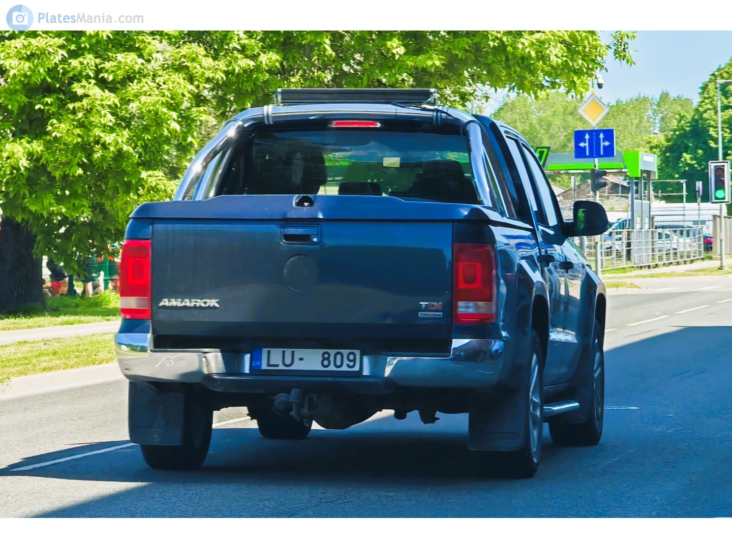 LU-809, Volkswagen Amarok 1st gen (2H), 2010–