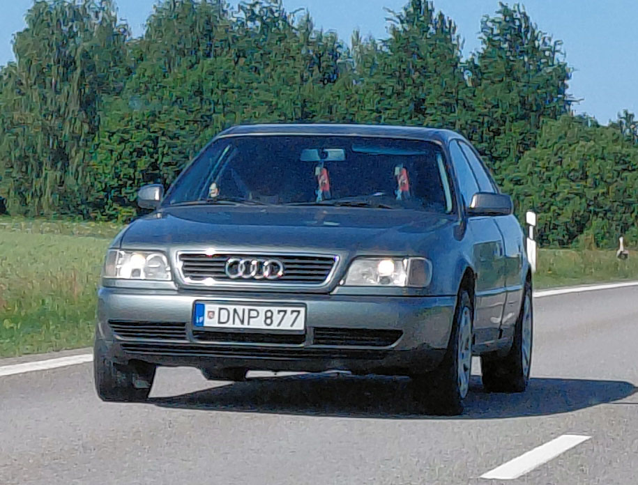 DNP 877, Audi A6 1st gen Sedan (C4/4A2), 1994–1997