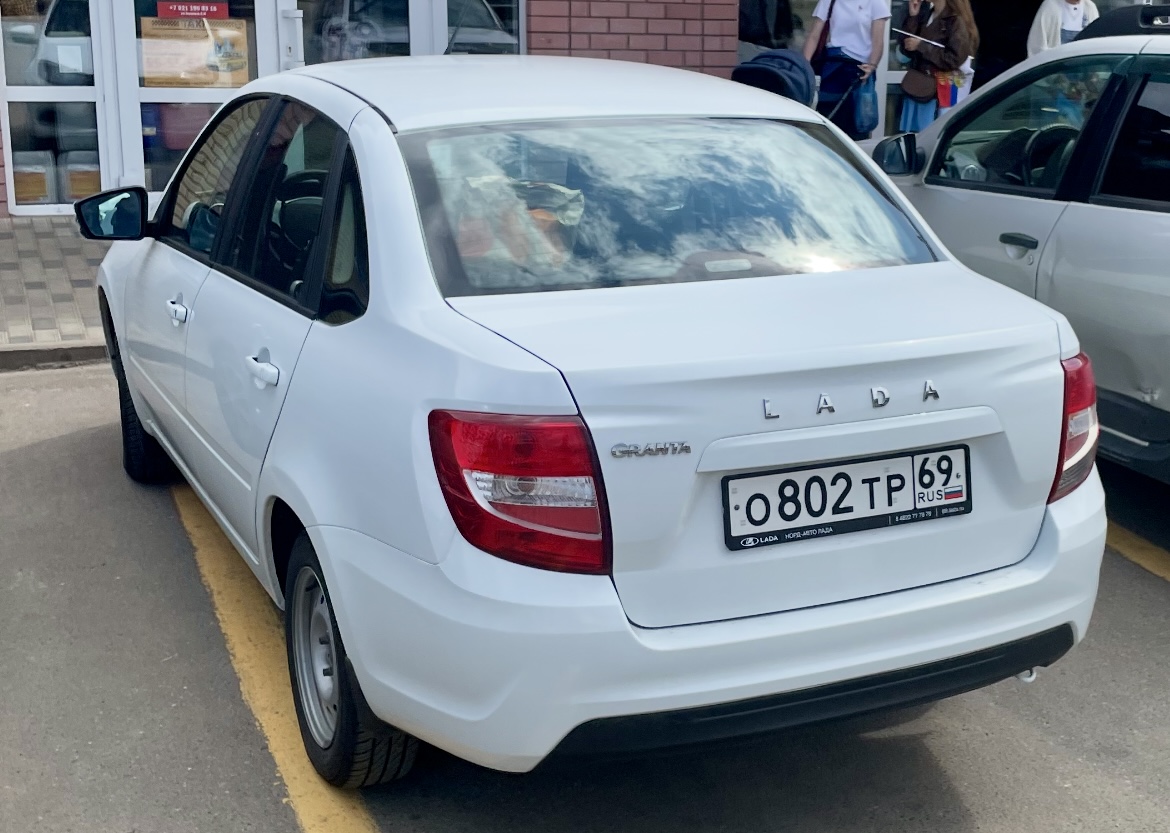 о 802 тр 69, Lada (VAZ) 2190 Granta 2190, facelift, 2018–