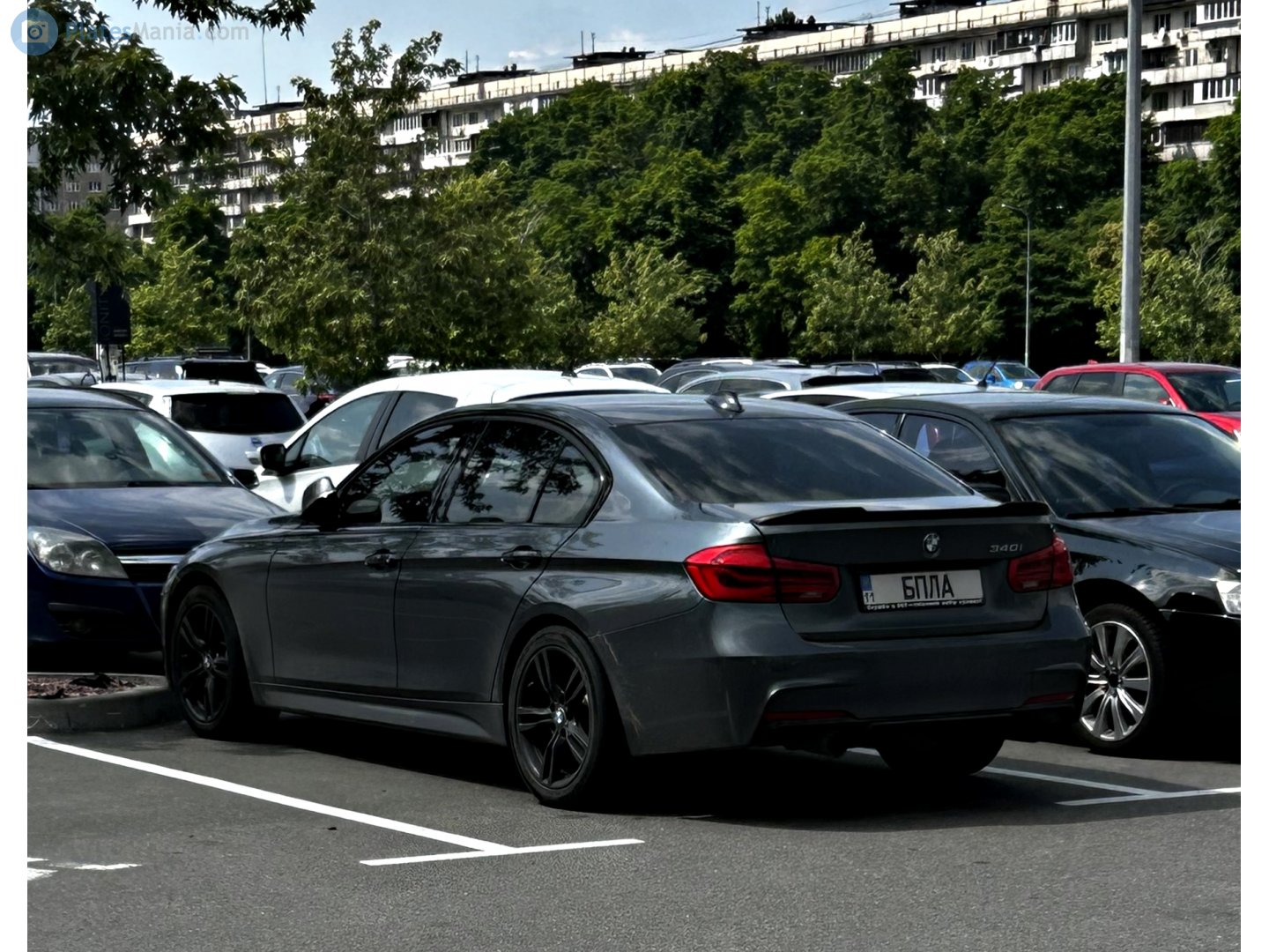 11 БПЛА, BMW 3 Series 