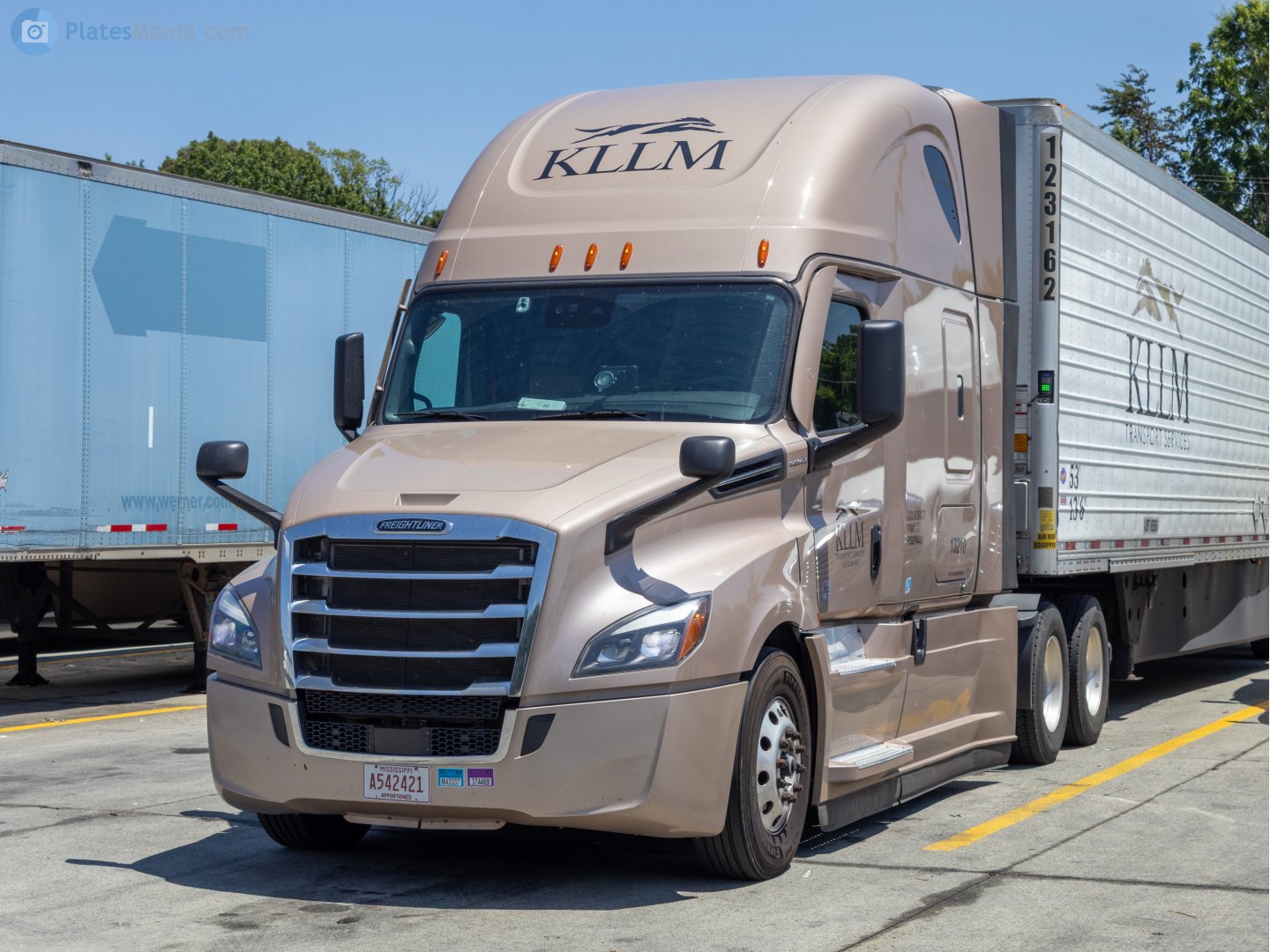 A542421, Freightliner Cascadia 2nd gen, 2017–
