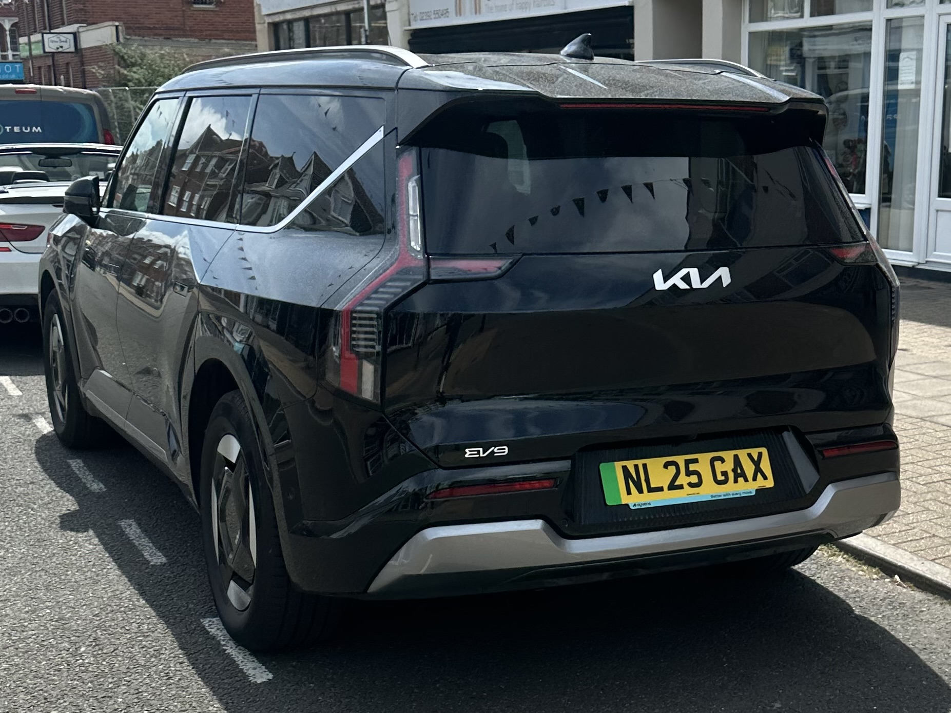 NL25GAX, Kia EV9 1st gen (MV1), 2023–