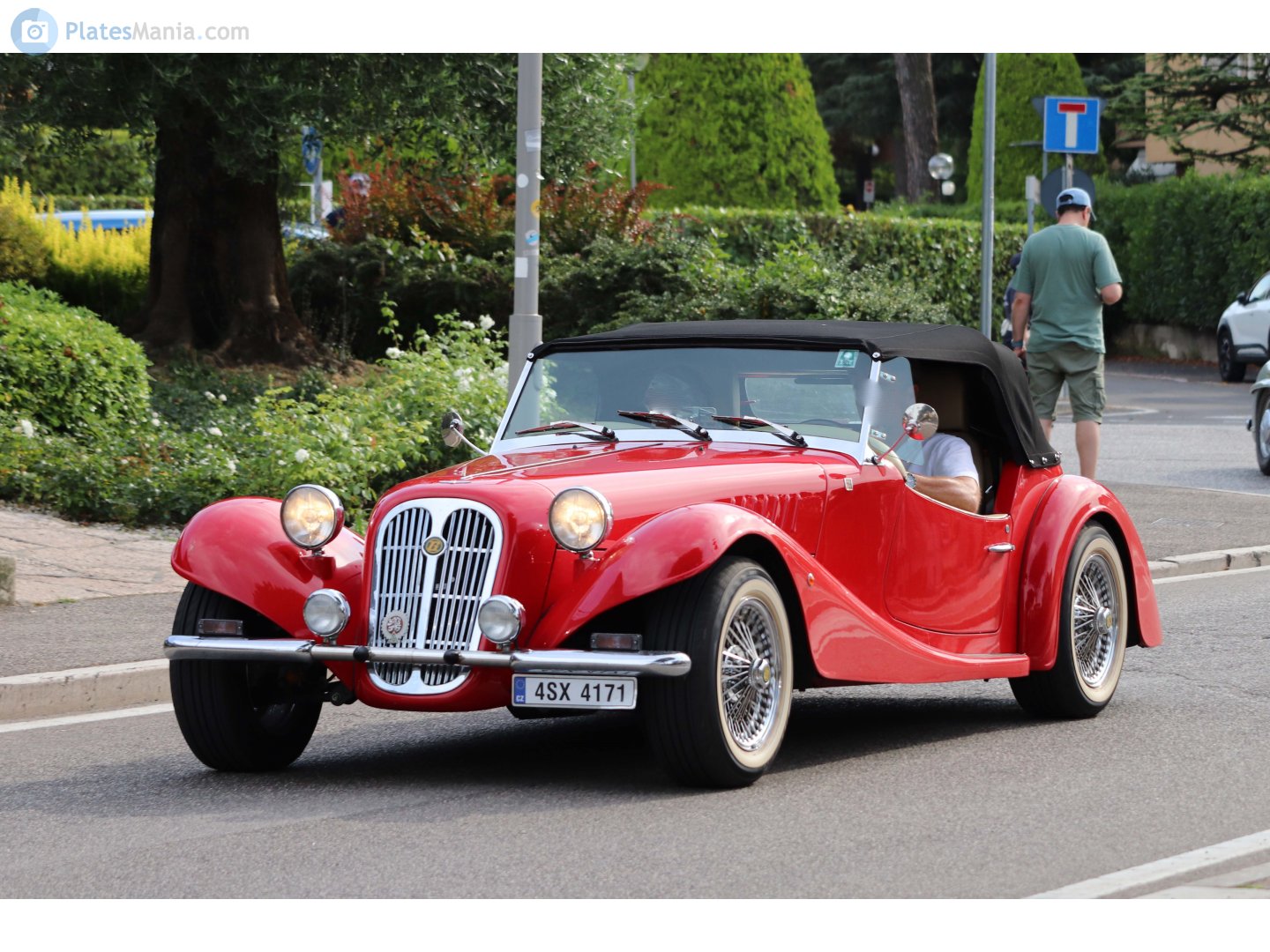 4SX 4171, Gordon Roadster 