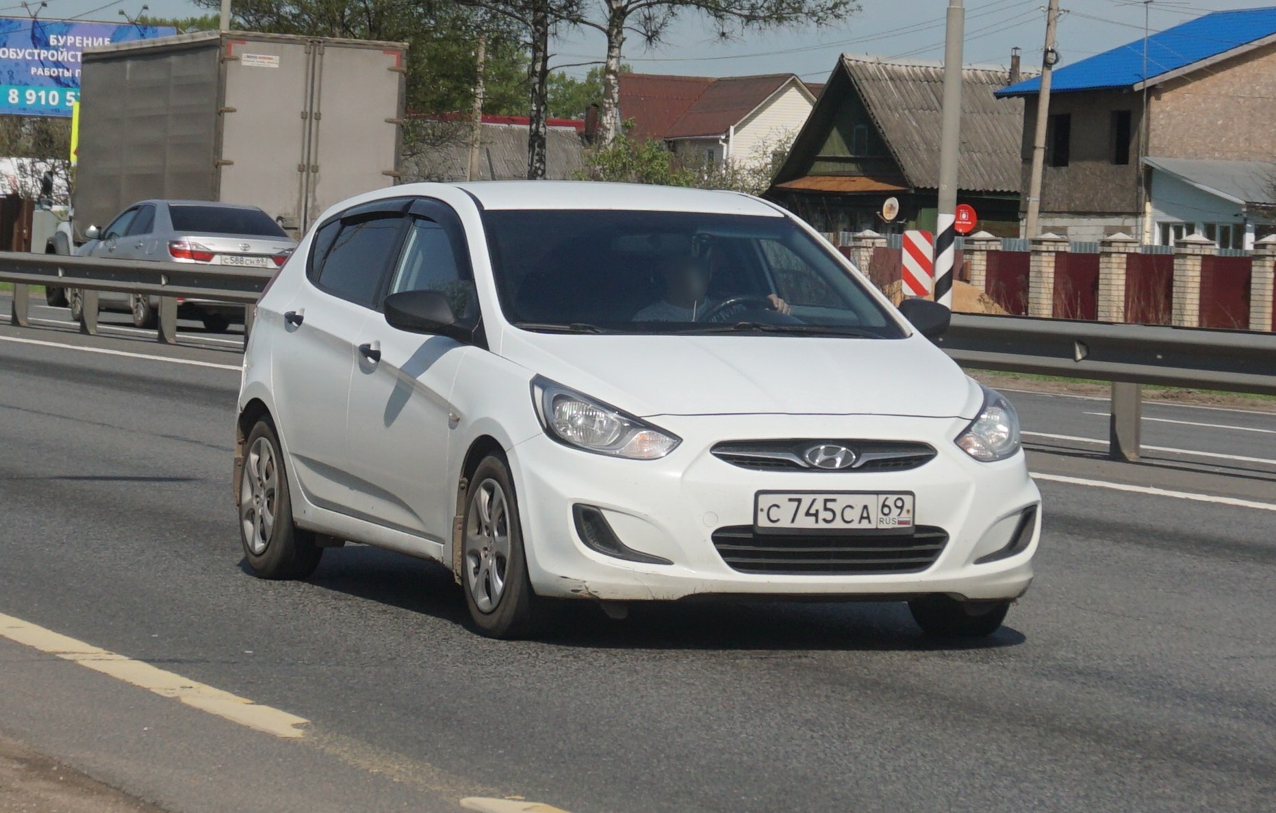 с 745 са 69, Hyundai Solaris 1st gen Hatchback (RB), 2011–2014