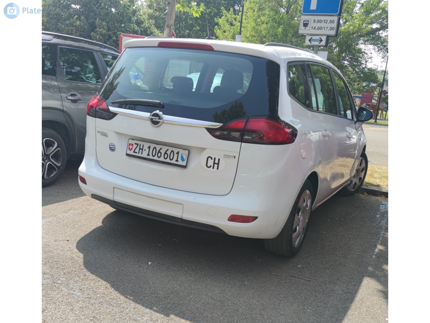 ZH 106601, Opel Zafira 3rd gen Tourer (C; P12), 2011–2016