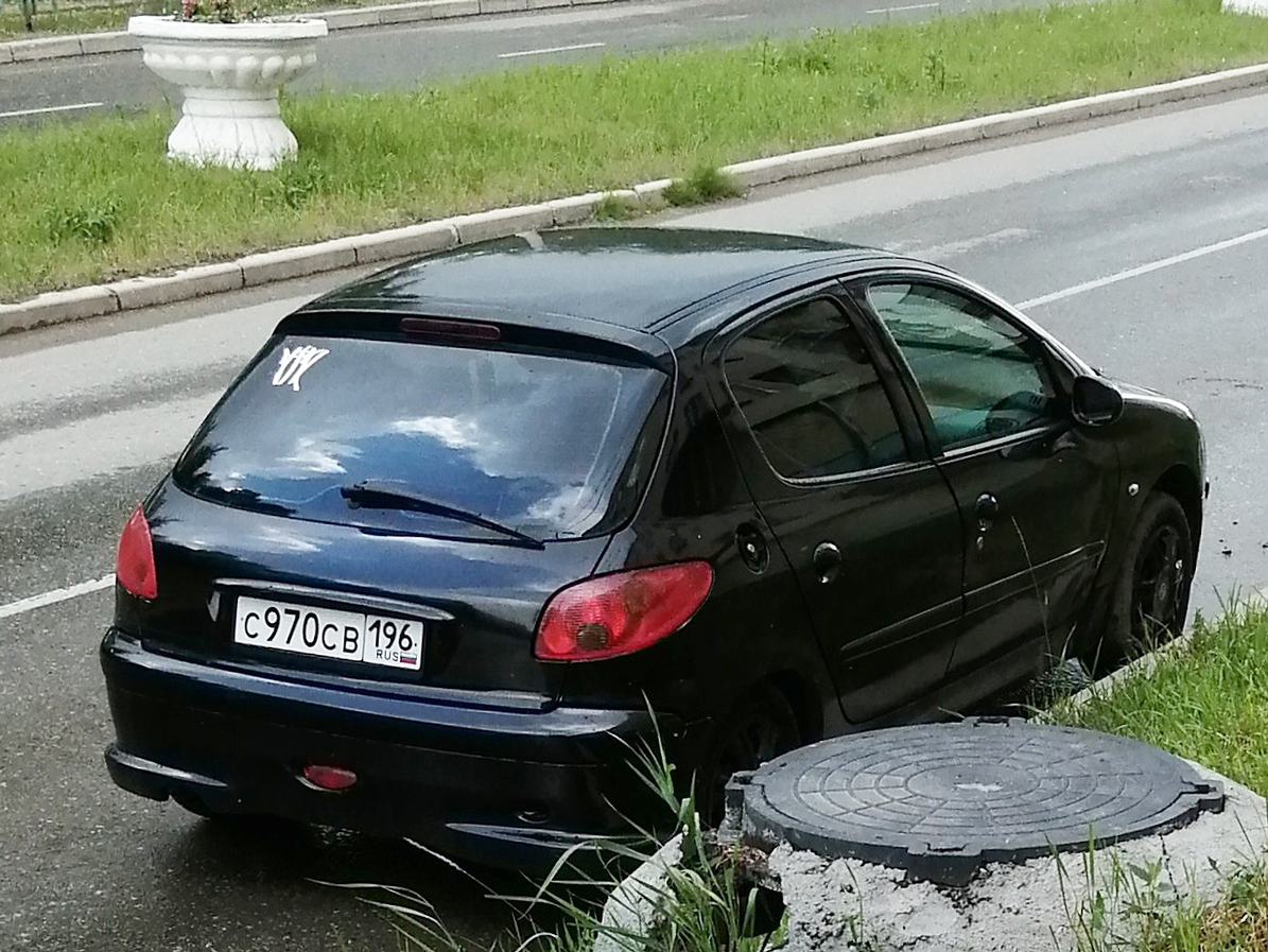 с 970 св 196, Peugeot 206 