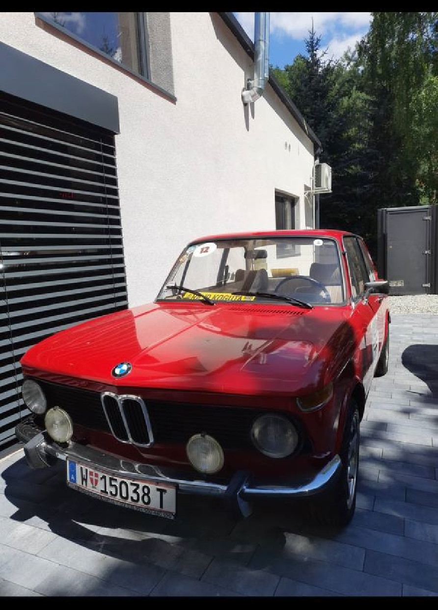 W 15038 T, BMW 02 Series 