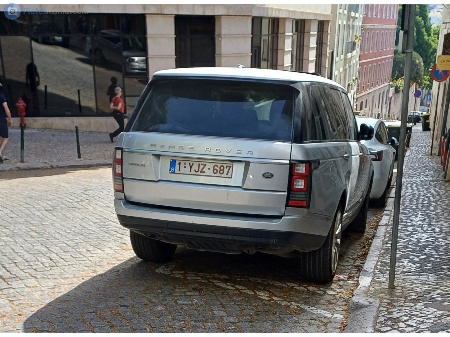 1-YJZ-687, Land Rover Range Rover 4th gen (L405), 2012–2018